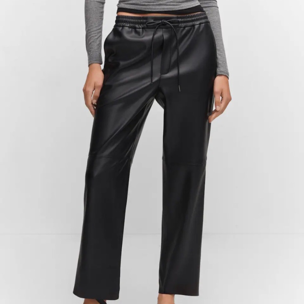 NWOT Mango Leather-effect elastic waist trousers